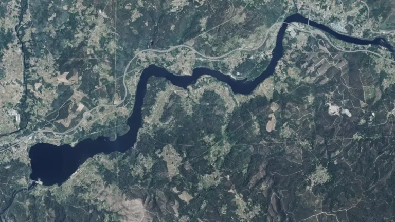Vista aérea del embalse de Castrelo de Miño, en Ourense