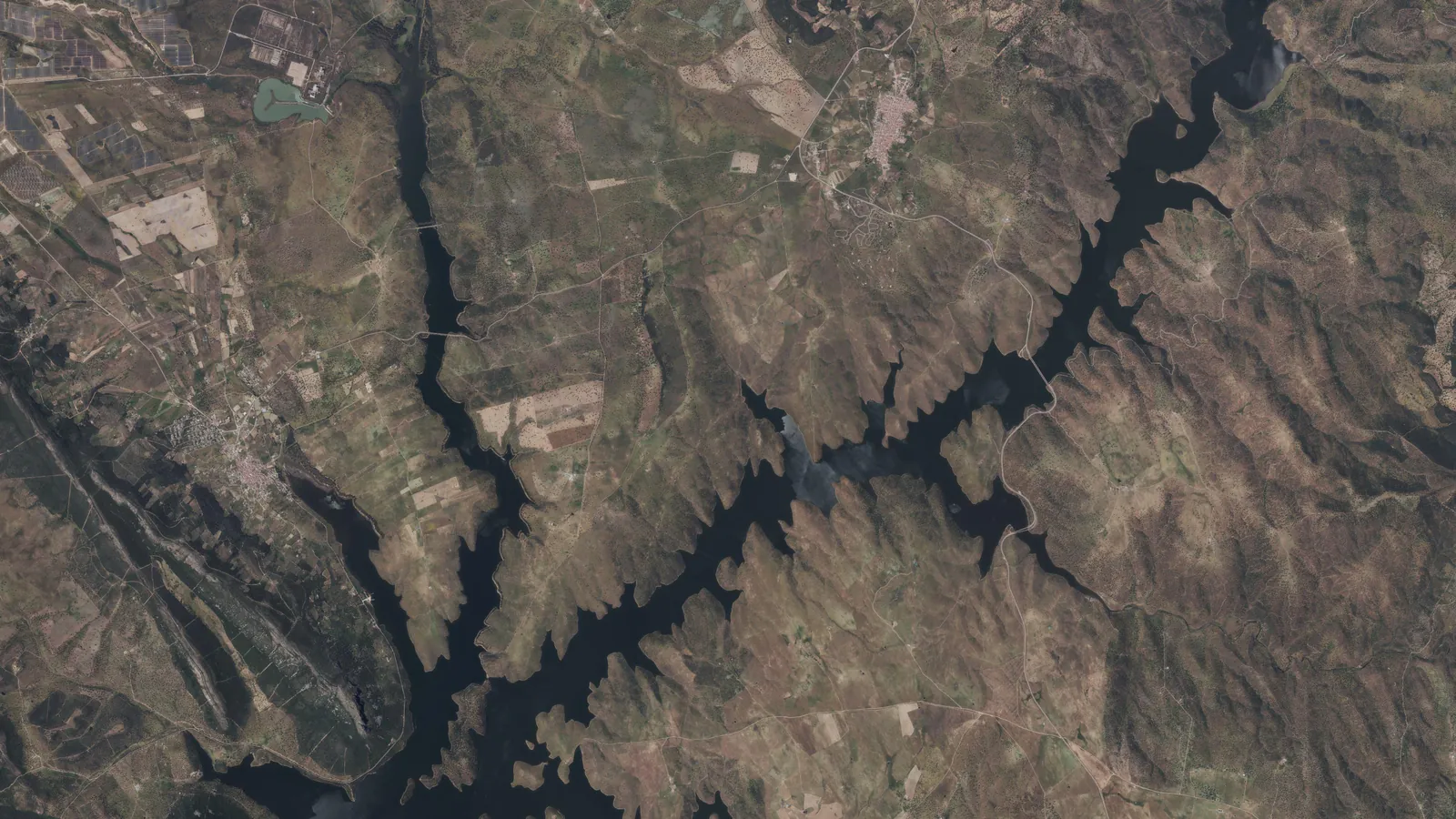 Vista aérea del embalse de García de Sola, en el río Guadiana, en Badajoz